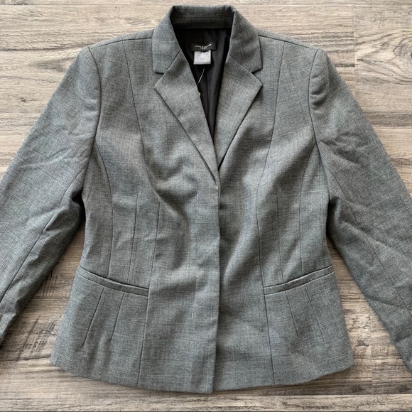 Women’s Ann Taylor Jacket - Picture 2 of 8